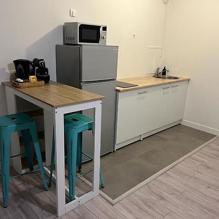 וילפריזי Appartement Idealement Place מראה חיצוני תמונה