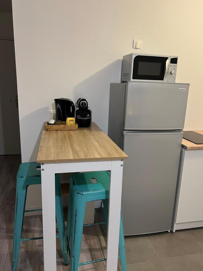 וילפריזי Appartement Idealement Place מראה חיצוני תמונה